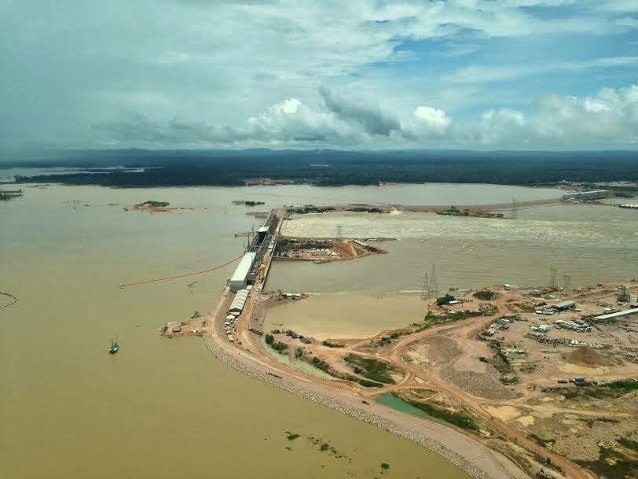 Massive flooding backed up behind the Jirau dam on the Madeira River: the Brazilian government’s development model for the Amazon? Photo: acpurus.com