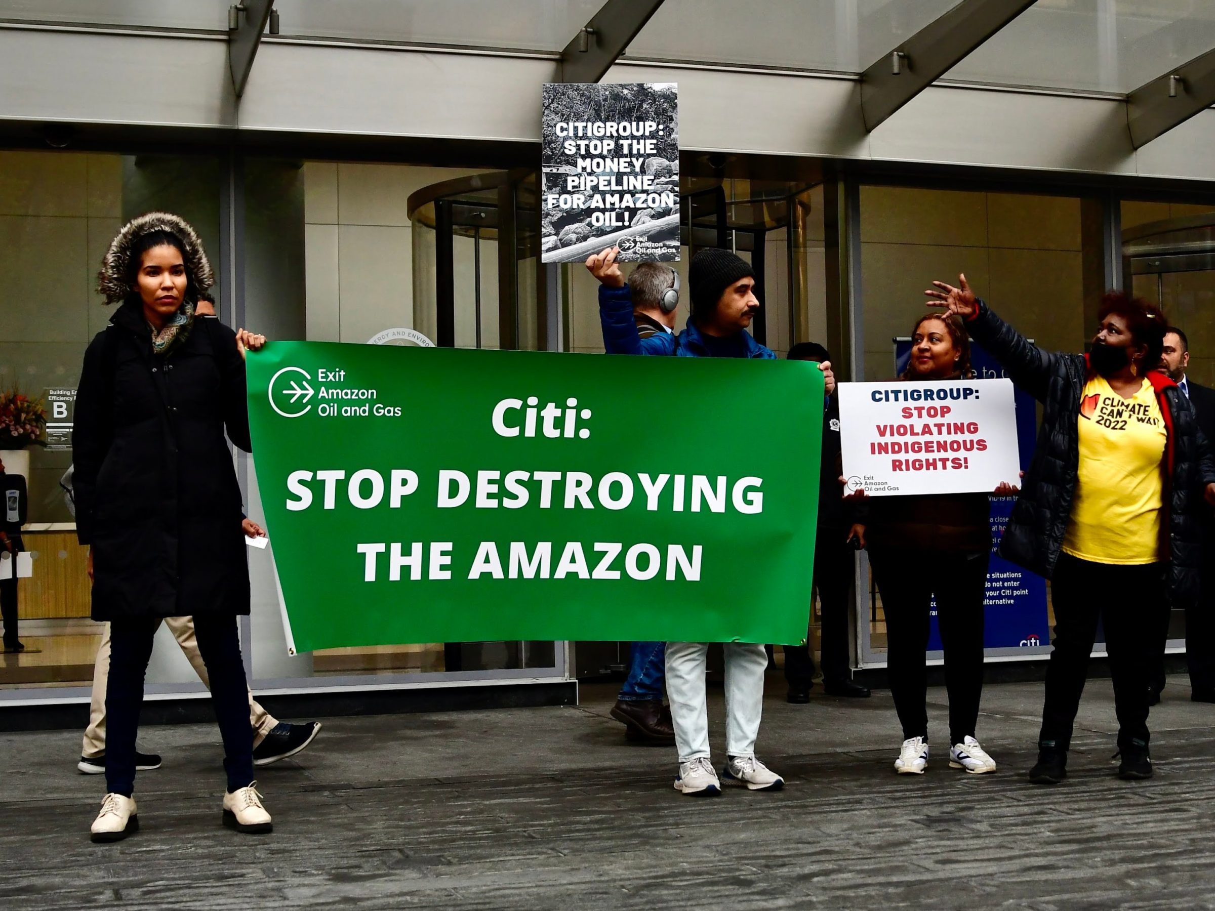 Quatro maneiras como as assembleias gerais anuais de Wall Street impactam a Amazônia